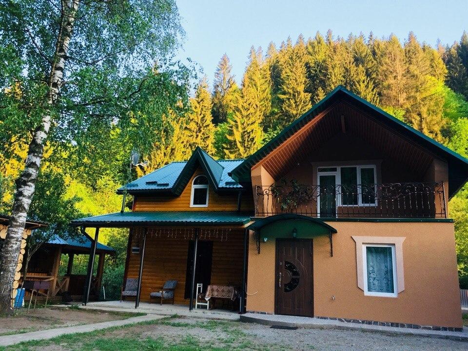 Садиба У Брусків Mizhhirya  エクステリア 写真